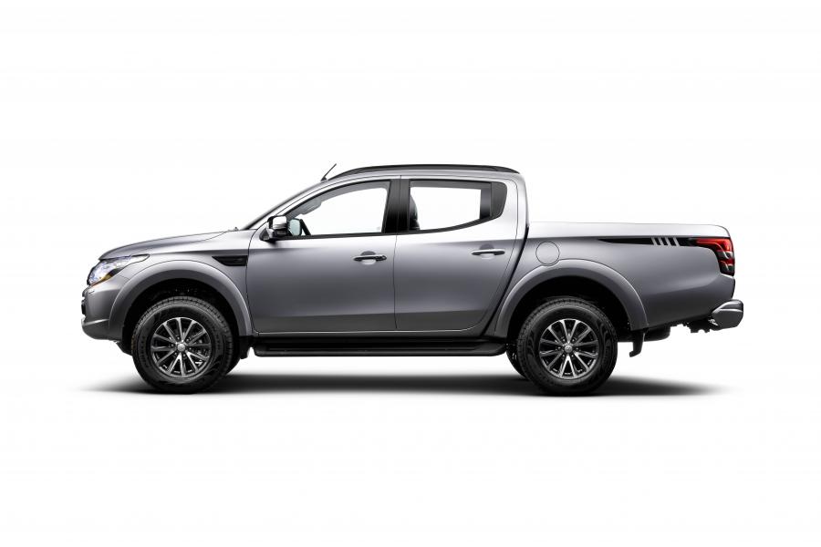  Mitsubishi L200 Triton Sport HPE-S 2019 года  (LA) (фото 18 из 21)